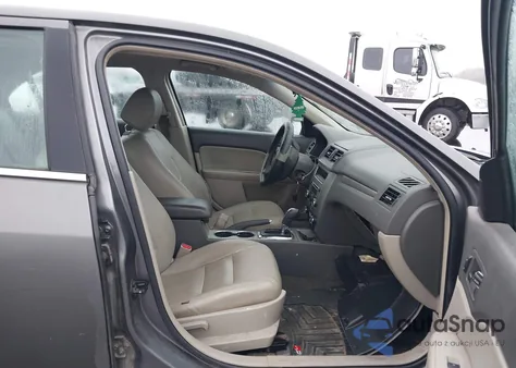 2012 Ford Fusion Se z USA, uszkodzony, nr VIN 3FAHP0HA4CR294640